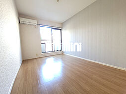 ヴィラウィスタリア 103 1階1DKのリビング/ダイニング