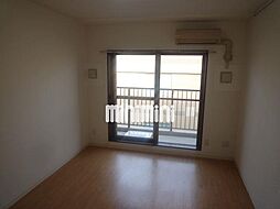 犬目学生マンション 303 3階ワンルームのリビング/ダイニング