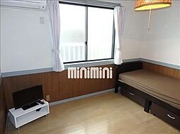 アパートメントハウス上島 101 1階1Kのリビング/ダイニング