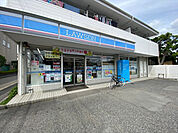 コンビニ「ローソン立川羽衣町3丁目店まで349m」