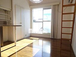 アプリコットハウス 203 2階ワンルームのリビング/ダイニング