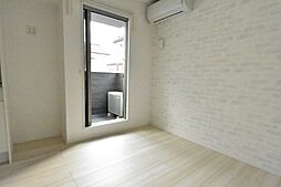 ＴＫ‐ＳＱＵＡＲＥ 102 1階ワンルームのリビング/ダイニング