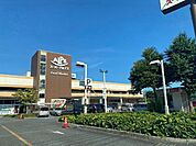 スーパー「スーパーアルプス日野店まで643m」