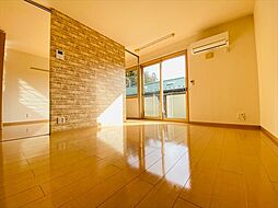 プラムハウス 201 2階2LDKのリビング/ダイニング