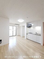 ミルト・ラフレシール 103 1階1LDKのリビング/ダイニング