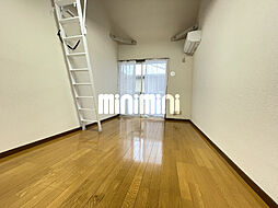 パークヒル 203 2階ワンルームのリビング/ダイニング