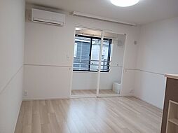 メイ・ガーデンII 102 1階1Kのリビング/ダイニング