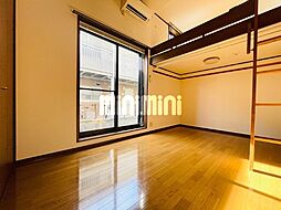 グリーンビレッジ 102 1階1Kのリビング/ダイニング