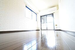 マーブルレジデンス 301 3階ワンルームのリビング/ダイニング