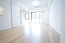 トラープランド翠命館 1106 11階2LDKのリビング/ダイニング