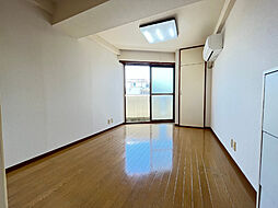 ヒッコリーハット 404 4階ワンルームのリビング/ダイニング