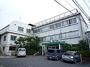 病院「山田病院まで230m」