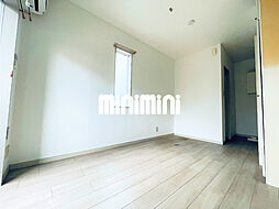 ヒルトップつつじヶ丘 105 1階ワンルームのリビング/ダイニング