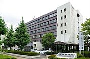 役所「稲城市役所まで2282m」