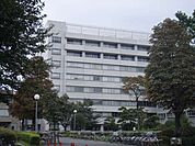 大学「武蔵野美術大学まで2600m」