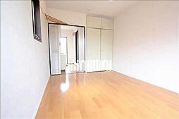 メゾンブリーエ 201 1階1Kのリビング/ダイニング