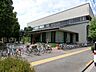 周辺：図書館「小平市中央図書館まで30m」