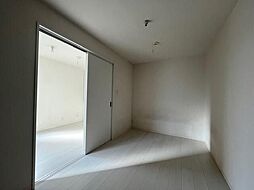 カーサ・デルソーレ 1階1DKのリビング/ダイニング