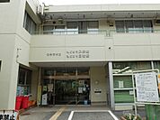 図書館「もとまち図書館まで110m」