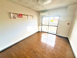 ハーモナイズヴェルデ 318 3階ワンルームのリビング/ダイニング