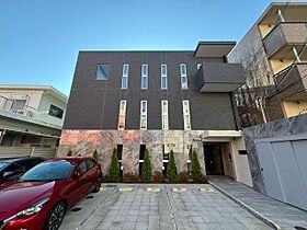 大阪府吹田市江坂町２丁目（賃貸マンション1LDK・3階・32.77㎡） その1