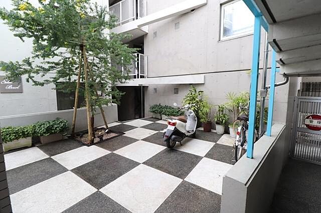 エントランス