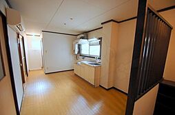 新大阪土井コーポ 205 2階1LDKのリビング/ダイニング