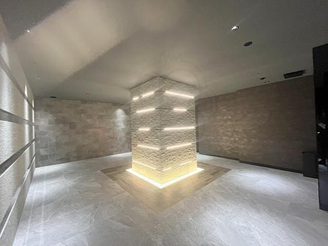 14 / 33