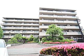 大阪府茨木市竹橋町（賃貸マンション2LDK・1階・78.95㎡） その1