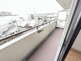 グロリオーサ甲東  ｜ 兵庫県西宮市下大市東町34番30号（賃貸マンション3LDK・3階・63.20㎡） その17