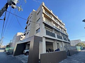 ルプリーズ西宮北口  ｜ 兵庫県西宮市森下町11番8号（賃貸マンション1K・3階・26.79㎡） その1