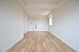 ワイズアーク三国ヶ丘 5階1Kのリビング/ダイニング