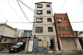 プレナス御陵前 302 ｜ 大阪府堺市堺区南旅篭町西１丁（賃貸マンション1R・3階・16.00㎡） その1