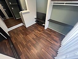 ジーイーオンズ 2階1LDKのリビング/ダイニング