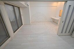 ORSUS新大阪 4階1LDKのリビング/ダイニング