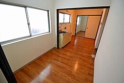 東三国第一マンション 5階1LDKのリビング/ダイニング