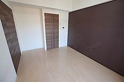 FRENCIA NOIE 東三国(旧：ラグゼ東三国1) 8階1Kのリビング/ダイニング