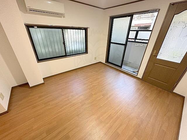 寝室