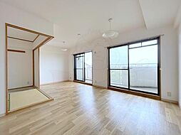 レオ住之江公園 204 2階2LDKのリビング/ダイニング