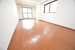 オズレジデンス玉出 6階1DKのリビング/ダイニング