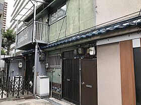 西大物町文化住宅  ｜ 兵庫県尼崎市西大物町（賃貸テラスハウス2K・2階・25.00㎡） その1