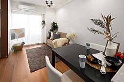 Mon maison 4 3階1LDKのリビング/ダイニング