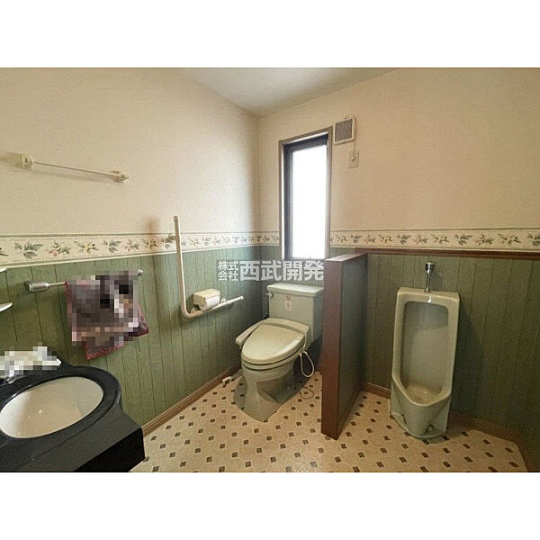 トイレを拡大表示