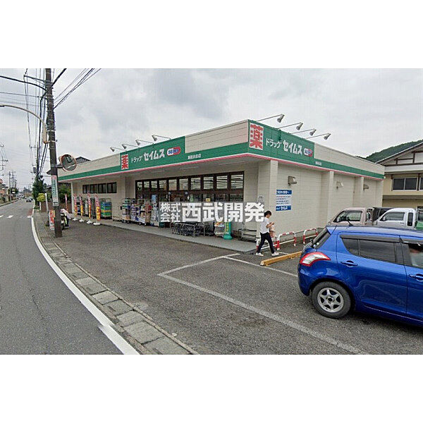周辺を拡大表示