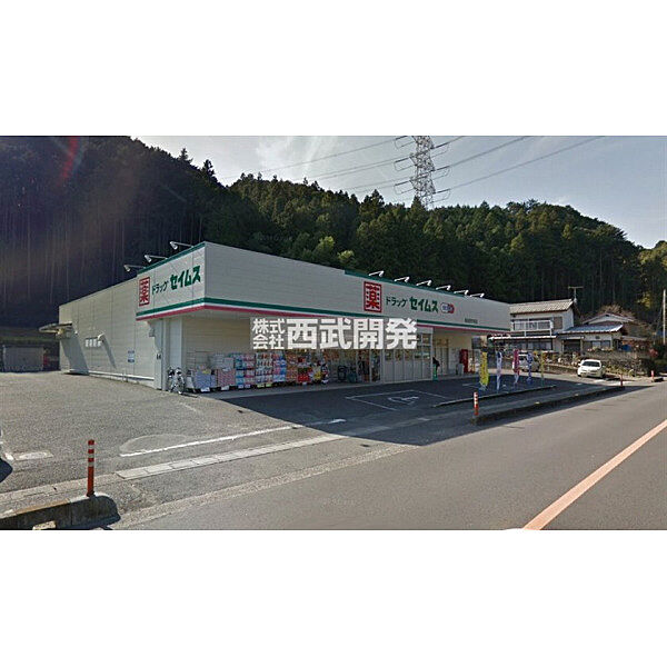 周辺を拡大表示