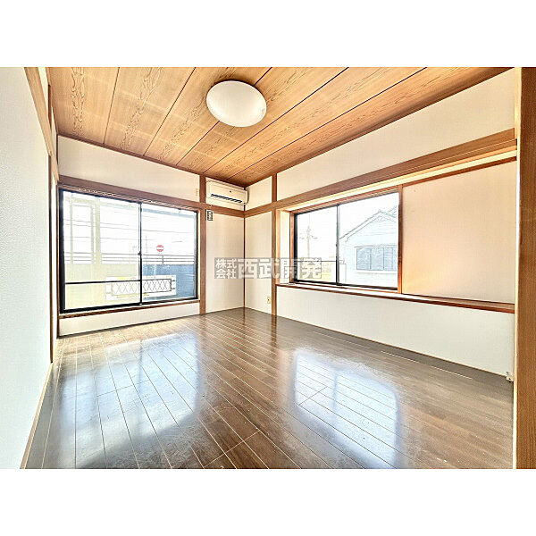 室内を拡大表示
