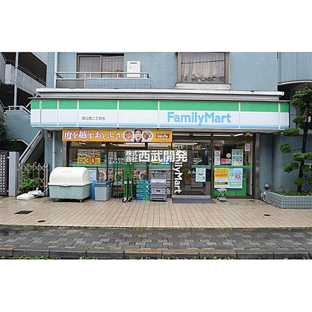 ファミリーマート