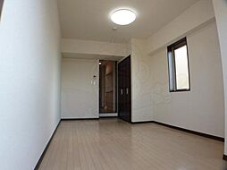 グロリアス八条 2階1Kのリビング/ダイニング