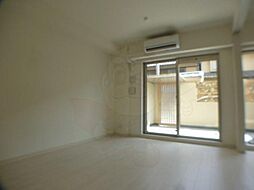 プレサンス京大前 1階1LDKのリビング/ダイニング