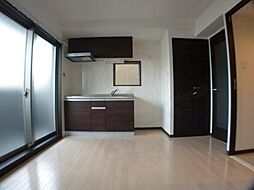 Residence西小路小米町 3F-403 3階1LDKのリビング/ダイニング